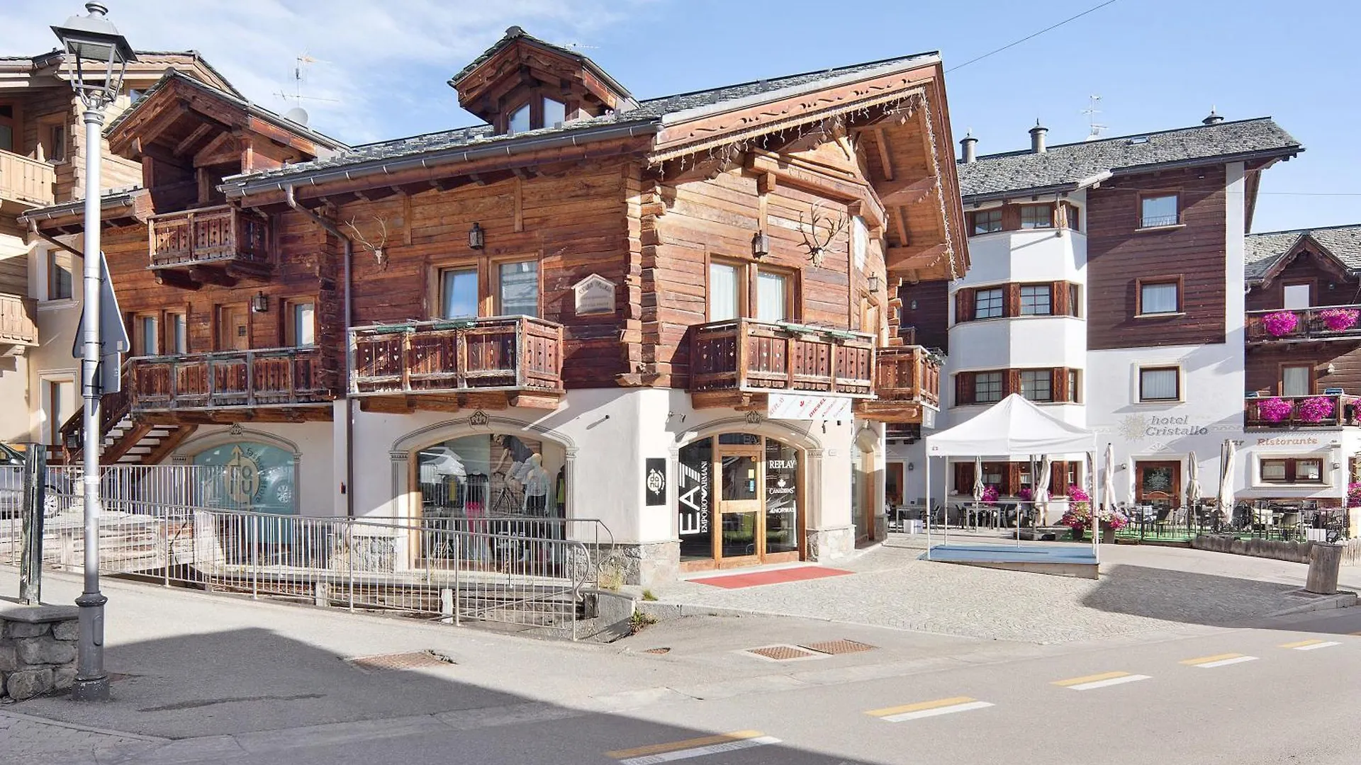 Chalet Picchio Quadrilocale Livigno 0*,  Italy